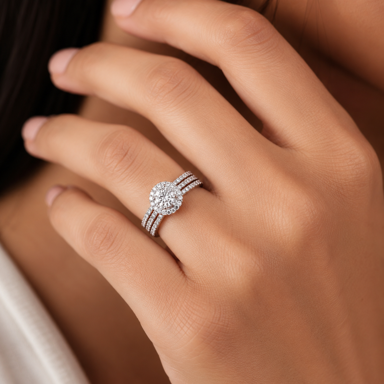 Structured Solitaire Diamond Ring