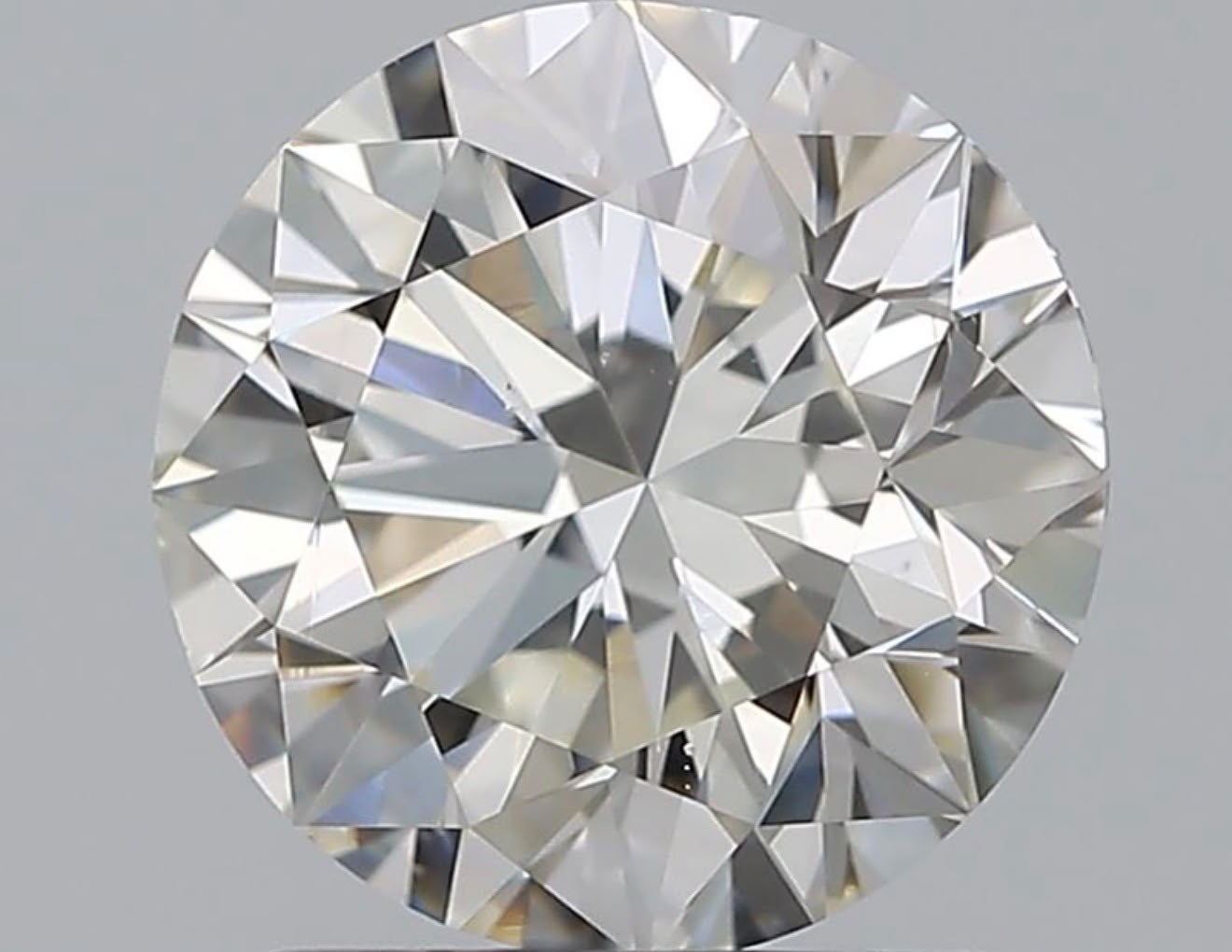 1.70 Carat H-VS2 – IGI Certified Round Brilliant Solitaire