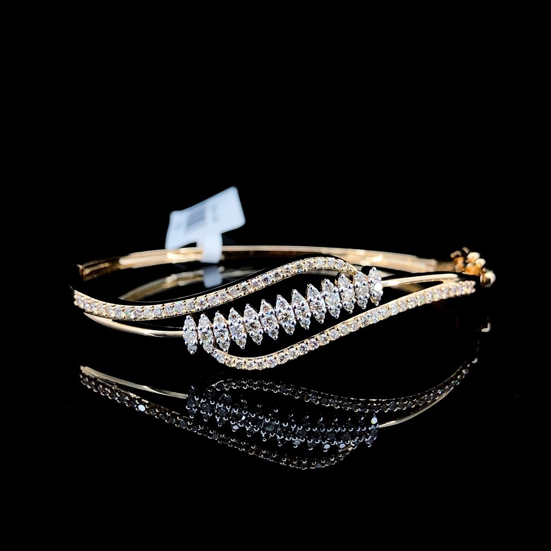 Contemporary Swirl Cluster Lab-Grown Diamond Bracelet